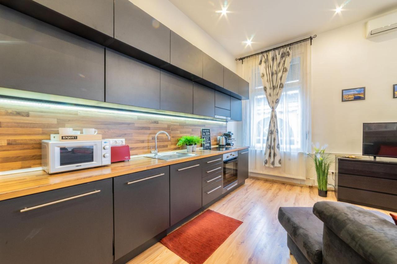 Real Apartments Anker Budapest Exterior photo