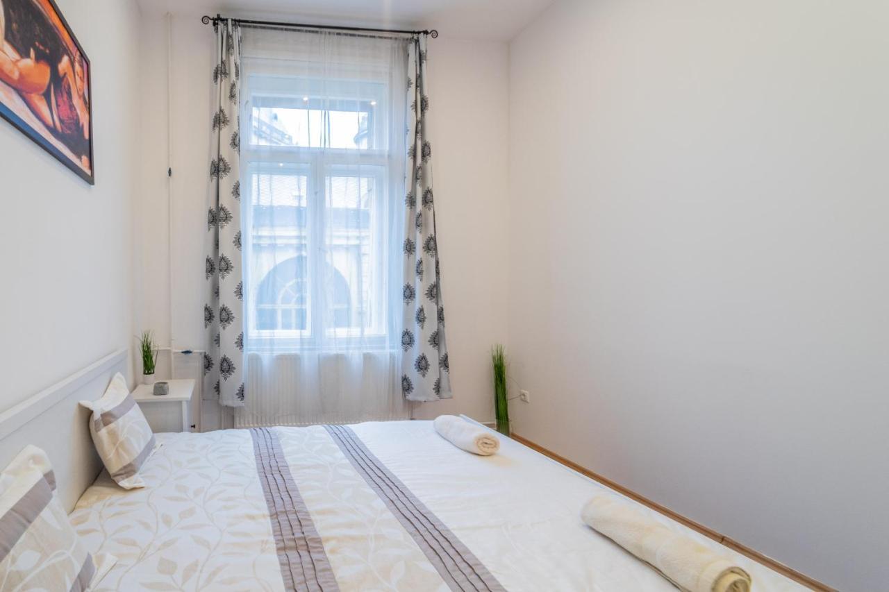 Real Apartments Anker Budapest Exterior photo